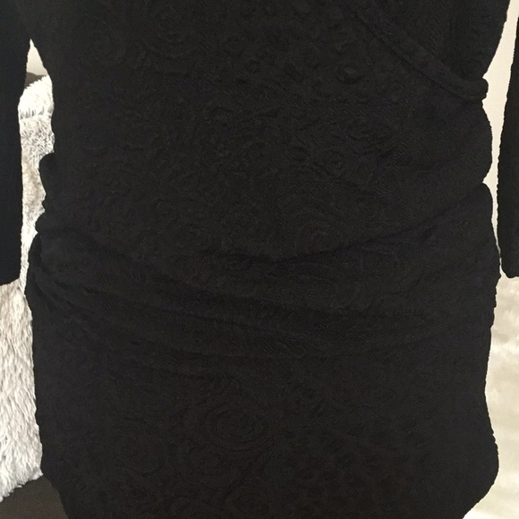 ASHRO cold shoulder top ๐๐ค๐ - Picture 7 of 8